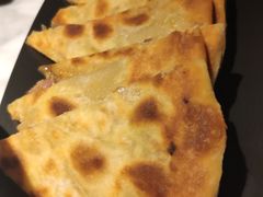 窄巷子脆皮肉饼-蔴将·川菜(黄龙万科店)