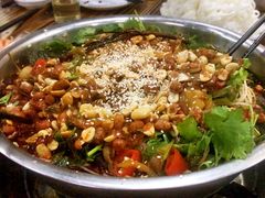 -周良天山牛杂城(天山路总店)