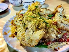 -三亚火车头万人海鲜广场