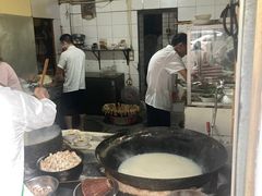 -甘记肥肠粉(马鞍北路店)