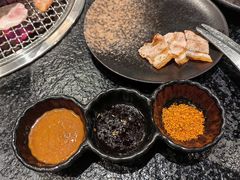 -喵小乙碳火烤肉(大坪协信星光天地店)