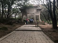 -灵岩山风景区