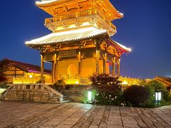 -茅山东方盐湖城景区