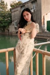 -一揽芳华汉服旗袍体验馆(拙政园店)