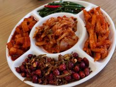 -英兰朝族饭店·英兰锅包肉(佳园路店)