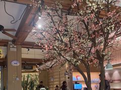 -蜜桃餐厅·伴山(湖滨商业街店)