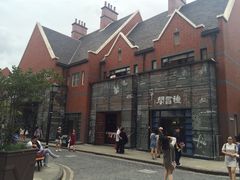 -钟书阁(松江泰晤士小镇店)