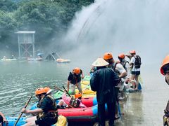 -仙人谷漂流景区