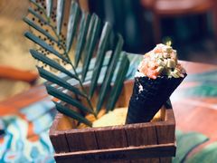 牛油果三文鱼卷-烛影拾光观景餐厅·创意菜·摄影·小提琴(大唐不夜城店)