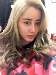 -Miracle集简美发沙龙