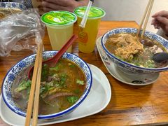 -叶新小吃店(来凤小区总店)