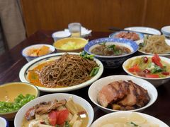 -蓝田九大碗民俗食府(蓝田店)