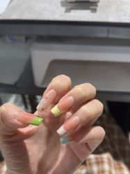 -艾珂·美甲美睫