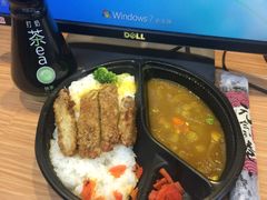 -全家便利店(桂平路店)