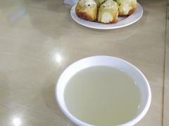 -老西白点心店