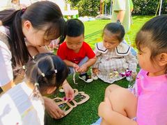 -MuaKids Garden