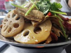 -天天向上素食餐厅(五台山店)
