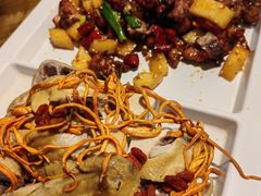 -隔壁老王·家常云南菜(花巷店)