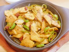 石板板筋土豆片-小木屋拌饭(抚顺商业城店)