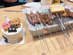 -三个大叔烤羊肉串·歌手驻唱·碳烤鲜肉(西三旗店)