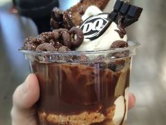 榛子风味巧克力华夫脆暴风雪-DQ·蛋糕·冰淇淋(新佳丽店)