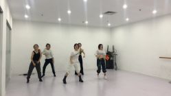 -蓝菲女子能量站·舞蹈·瑜伽·体塑