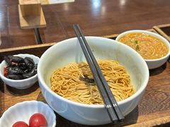 -蟹上黄·蟹黄面·江南糖水(人民广场店)