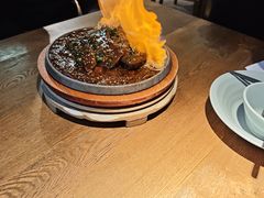 -蜜桃餐厅·伴山(湖滨商业街店)