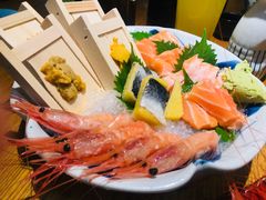 -樱町三味日本料理(城乡世纪广场店)