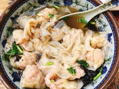 招牌野馄炖-老谢野馄饨(延安路店)