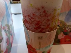 芝士草莓饮料-奈雪的茶(金鹰广场店)