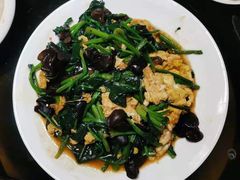-东口码头·烧鸽子·鱼头泡饼·地方菜(金鹰悦城店)