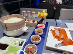 酥不腻烤鸭-小大董·烤鸭(观景餐厅·南京西路店)