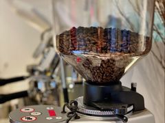 -Fridi Patisserie Cafe