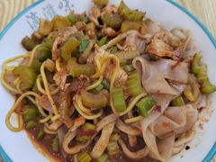 -滴滋味·新疆炒米粉·炒三凉(乌市总店)