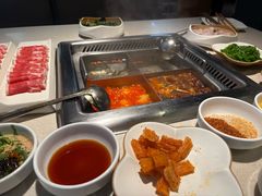 -海底捞火锅鲜切牛肉主题店(长寿路店)
