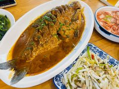 -品鲜村农家菜·阳澄湖大闸蟹(总店)
