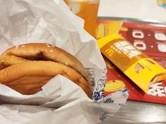 -麦当劳(轻轨曹杨路店)