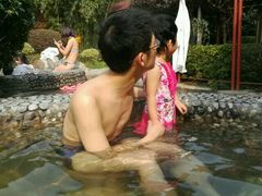 -金孔雀温泉旅游度假村