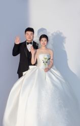 -罗马经典婚纱摄影·轻奢化定制