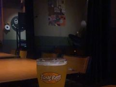 -TASTE ROOM Bar