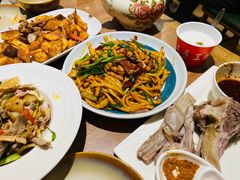 -贯贯吉·清真餐厅(浙江中路店)