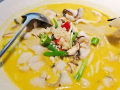QQ酸汤鱼-蜜桃餐厅·江浙融合菜(荟聚购物中心店)