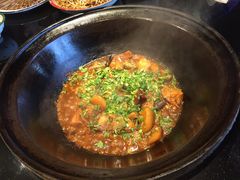 -鱼窝棚柴火铁锅炖(富山屯店)