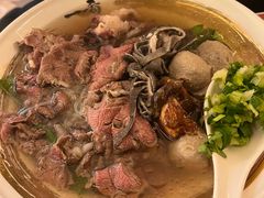 一鲜花趾-一肴·牛肉粿条(深圳湾睿印店)