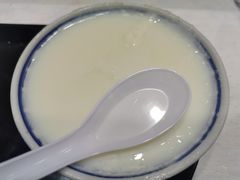 冻双皮奶-百花传统甜品店(原址店)