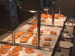 自助取餐区-海口绿发希尔顿酒店-田园汇自助餐·三文鱼·海鲜