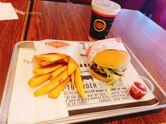 -FATBURGER 特富客汉堡(外交公寓店)