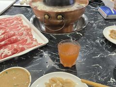-楼外楼大刀肉传统火锅居(繁荣路店)