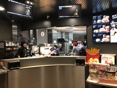 -麦当劳(华融店)